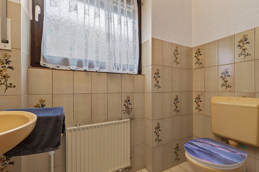 HUST Immobilien GmbH & Co. KG - Immobilienangebot - Dettenheim-Rußheim - Alle - Gestalten Sie Ihr Traumhaus – Doppelhaushälfte mit Garten und Garage in Dettenheim-Rußheim