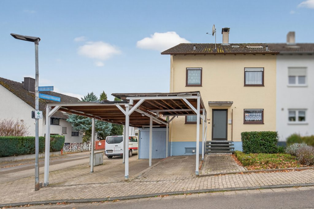 HUST Immobilien GmbH & Co. KG - Immobilienangebot - Dettenheim-Rußheim - Alle - Gestalten Sie Ihr Traumhaus – Doppelhaushälfte mit Garten und Garage in Dettenheim-Rußheim