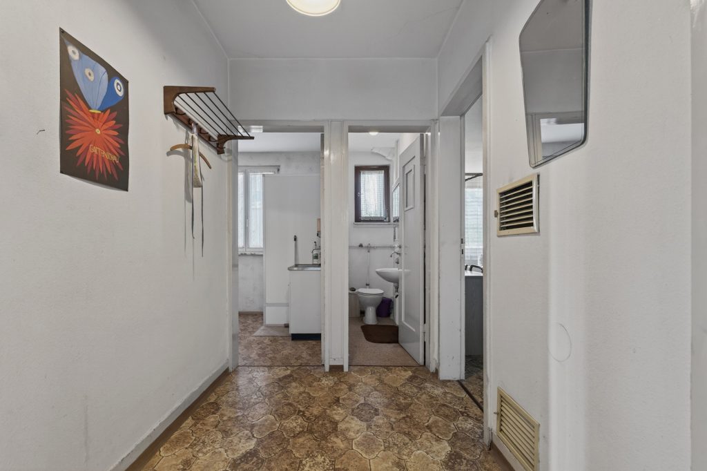 HUST Immobilien GmbH & Co. KG - Immobilienangebot - Karlsruhe / Durlach - Alle - Sanierungsbedürftige Doppelhaushälfte mit großem Grundstück in Karlsruhe-Durlach
