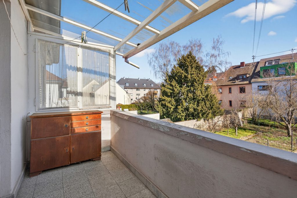HUST Immobilien GmbH & Co. KG - Immobilienangebot - Karlsruhe / Durlach - Alle - Sanierungsbedürftige Doppelhaushälfte mit großem Grundstück in Karlsruhe-Durlach