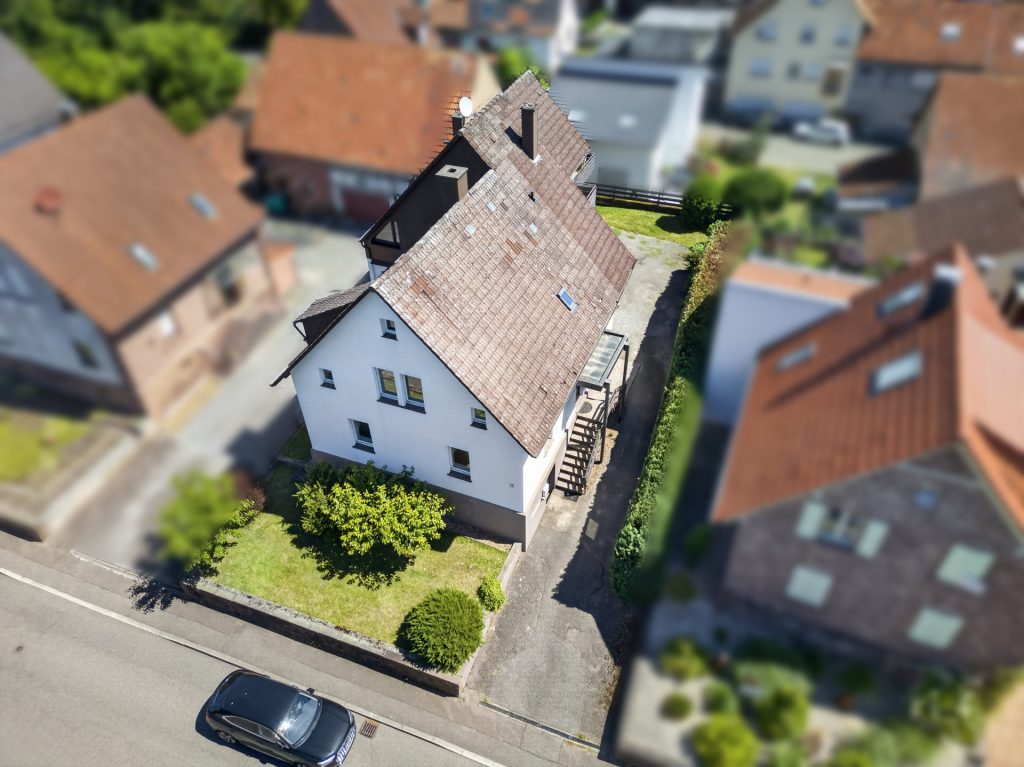 HUST Immobilien GmbH & Co. KG - Immobilienangebot - Ettlingen / Spessart - Alle - Großzügiges 1-2 Familienhaus mit Charakter in Spessart – Ideal für Familien & Mehrgenerationenwohnen