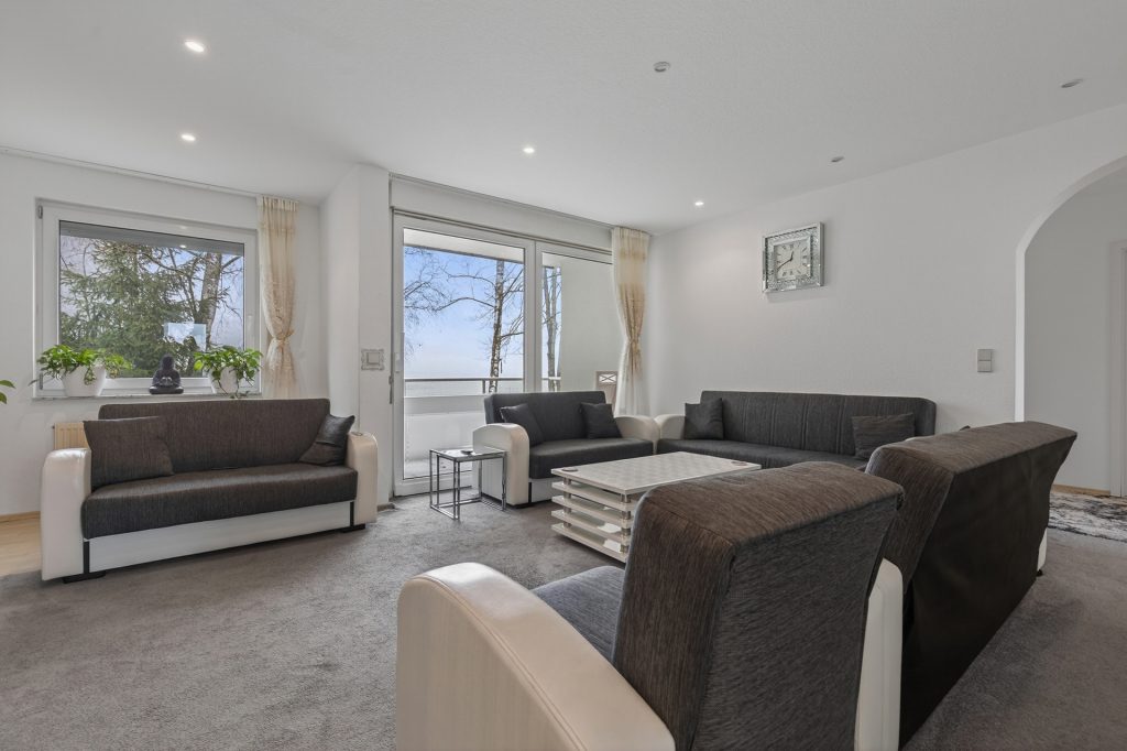 HUST Immobilien GmbH & Co. KG - Immobilienangebot - Karlsbad / Langensteinbach - Alle - Vermietete Eigentumswohnung in naturnaher Lage von Karlsbad-Langensteinbach