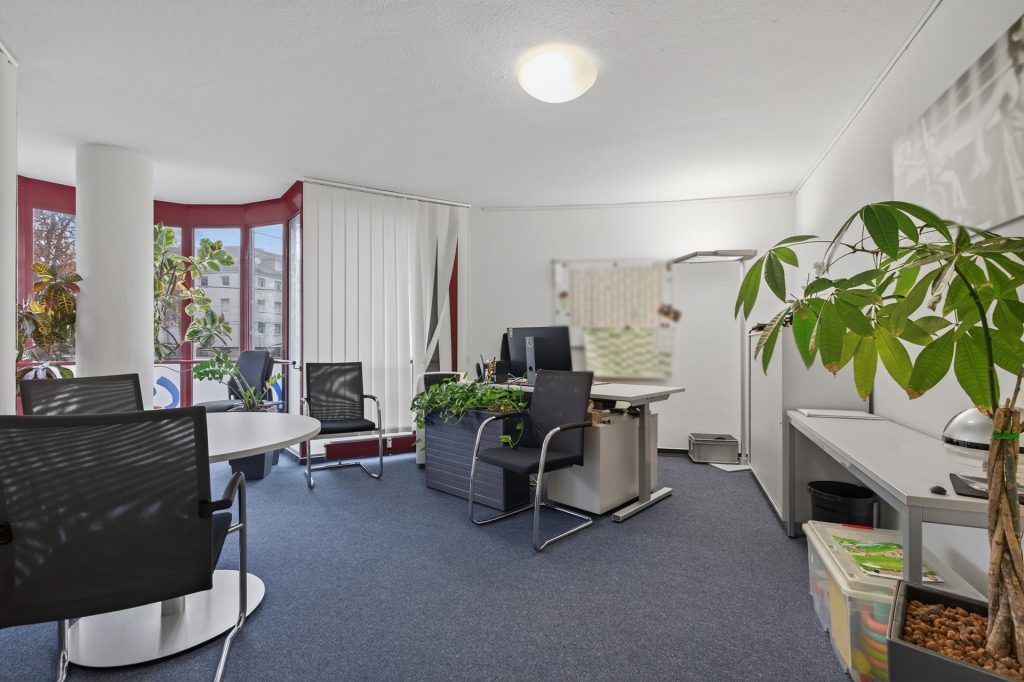 HUST Immobilien GmbH & Co. KG - Immobilienangebot - Rastatt - Alle - Attraktive Bürofläche im Hilberthof – aktuell vermietet, perspektivisch bezugsfrei ab 01.08.2026