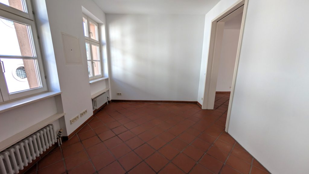 HUST Immobilien GmbH & Co. KG - Immobilienangebot - Ettlingen - Alle - 172 m² Wohnen wie im Stadthaus – mitten in der Ettlinger Innenstadt