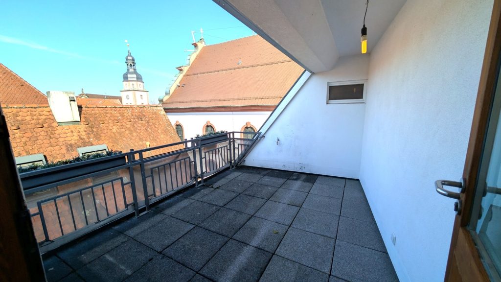 HUST Immobilien GmbH & Co. KG - Immobilienangebot - Ettlingen - Alle - 172 m² Wohnen wie im Stadthaus – mitten in der Ettlinger Innenstadt