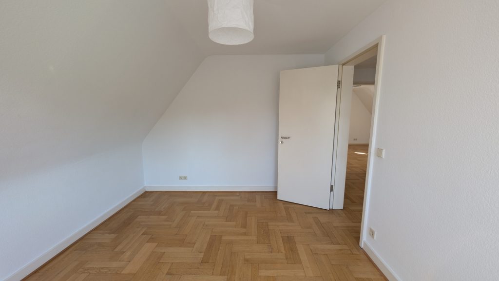 HUST Immobilien GmbH & Co. KG - Immobilienangebot - Ettlingen - Alle - 172 m² Wohnen wie im Stadthaus – mitten in der Ettlinger Innenstadt