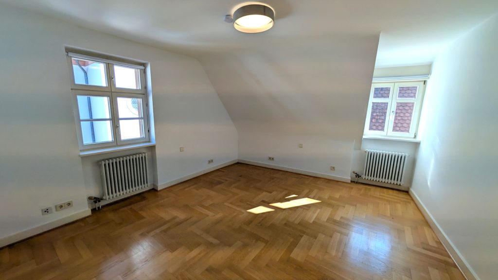 HUST Immobilien GmbH & Co. KG - Immobilienangebot - Ettlingen - Alle - 172 m² Wohnen wie im Stadthaus – mitten in der Ettlinger Innenstadt