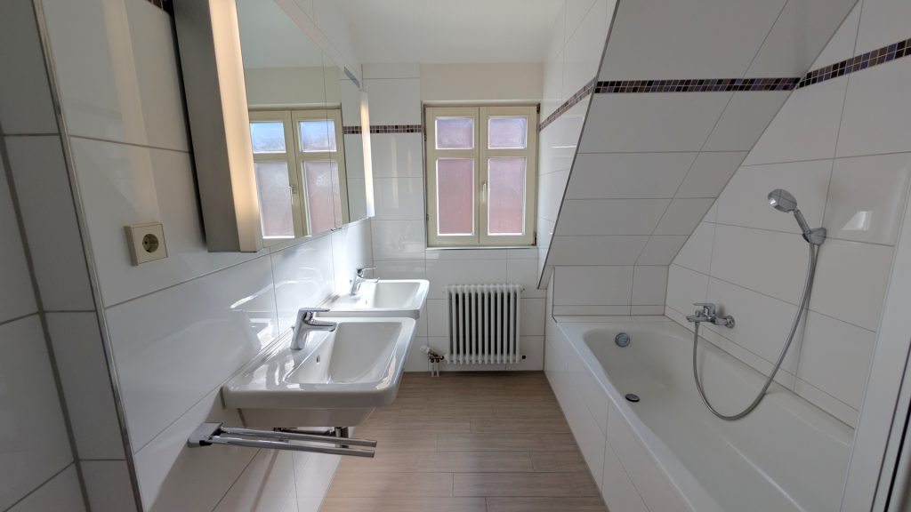 HUST Immobilien GmbH & Co. KG - Immobilienangebot - Ettlingen - Alle - 172 m² Wohnen wie im Stadthaus – mitten in der Ettlinger Innenstadt