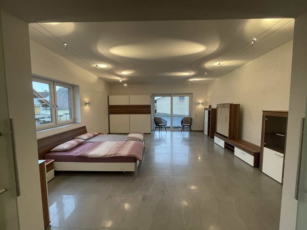 HUST Immobilien GmbH & Co. KG - Immobilienangebot - Stutensee - Alle - Großzügig wohnen – 3,5-Zimmer-Wohnung in Stutensee-Blankenloch mit All-Inclusive-Miete