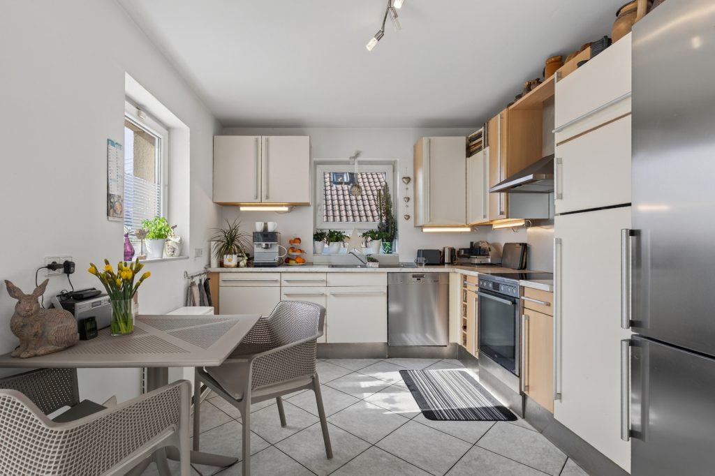 HUST Immobilien GmbH & Co. KG - Immobilienangebot - Karlsruhe / Wolfartsweier - Alle - Wolfartsweier: 3-Familienhaus, teilweise im Rohbau – fertigstellen nach eigenen Vorstellungen