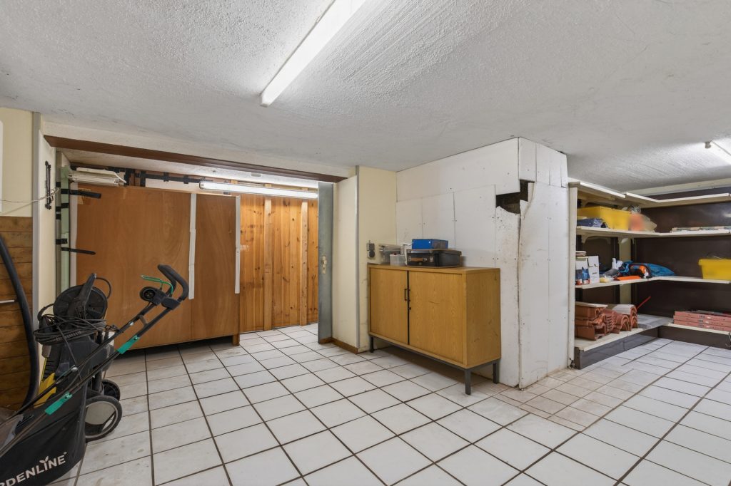 HUST Immobilien GmbH & Co. KG - Immobilienangebot - Karlsruhe / Wolfartsweier - Alle - Wolfartsweier: 3-Familienhaus, teilweise im Rohbau – fertigstellen nach eigenen Vorstellungen