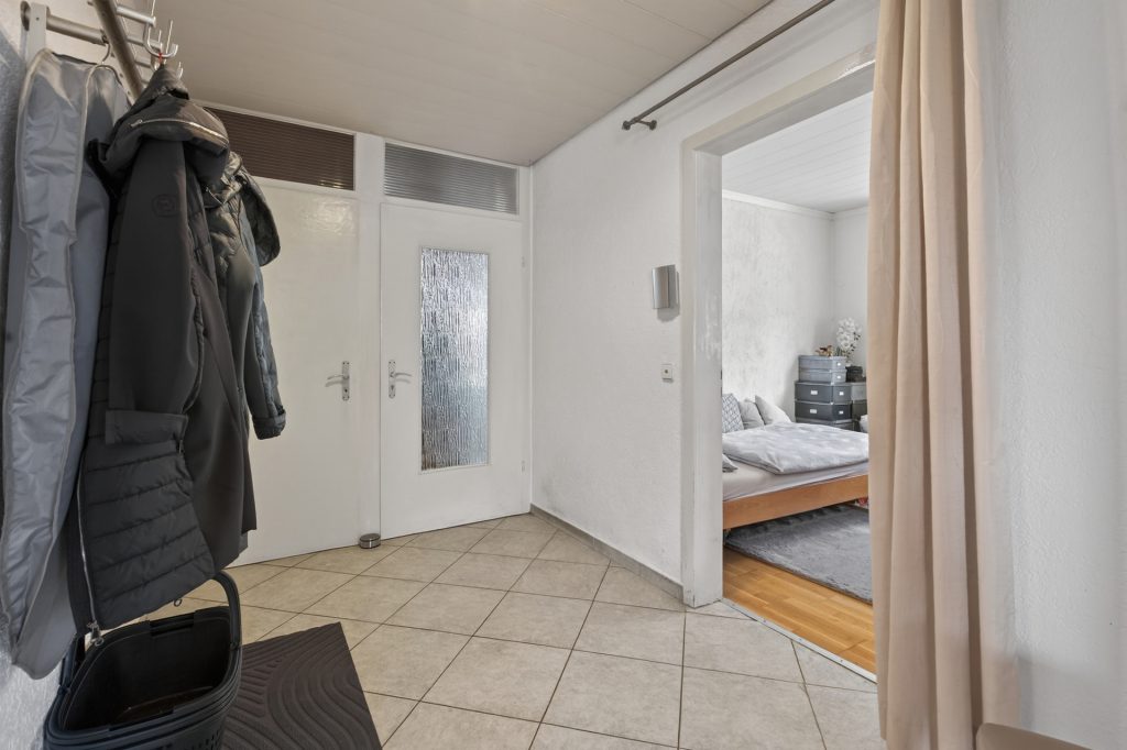 HUST Immobilien GmbH & Co. KG - Immobilienangebot - Karlsruhe / Wolfartsweier - Alle - Wolfartsweier: 3-Familienhaus, teilweise im Rohbau – fertigstellen nach eigenen Vorstellungen