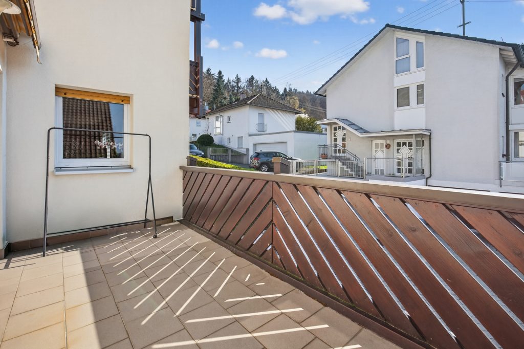 HUST Immobilien GmbH & Co. KG - Immobilienangebot - Karlsruhe / Wolfartsweier - Alle - Wolfartsweier: 3-Familienhaus, teilweise im Rohbau – fertigstellen nach eigenen Vorstellungen