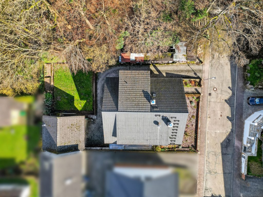 HUST Immobilien GmbH & Co. KG - Immobilienangebot - Malsch - Alle - Idyllisches Wohnen am Waldrand: Vielseitiges Mehrfamilienhaus auf 620 m² Grund