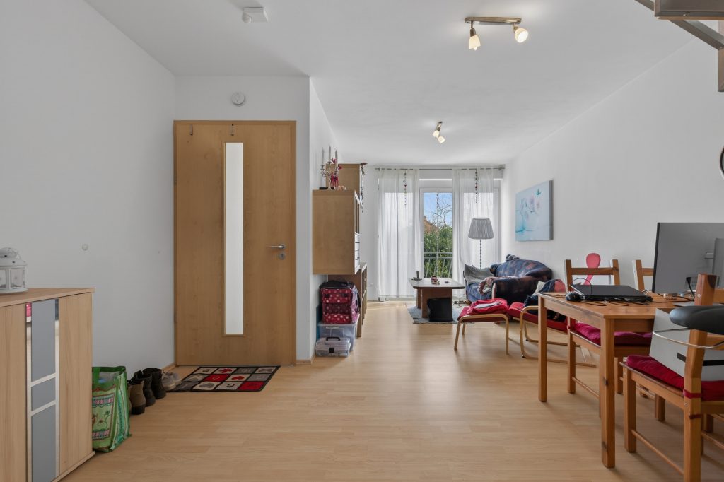 HUST Immobilien GmbH & Co. KG - Immobilienangebot - Linkenheim-Hochstetten - Alle - Mehrgenerationen oder Vermietung – Zweifamilienhaus mit Potenzial in Linkenheim-Hochstetten