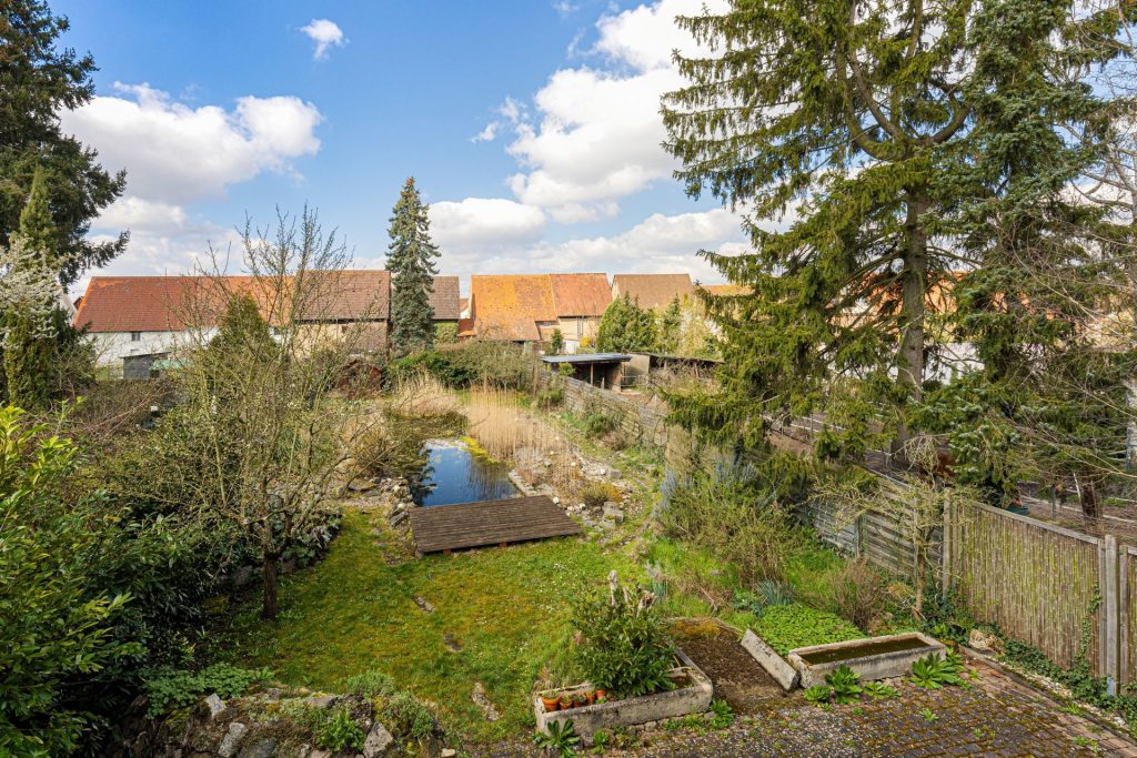 HUST Immobilien GmbH & Co. KG - Immobilienangebot - Stutensee / Friedrichstal - Alle - Architektonisches Unikat mit Geschichte, Gartenidylle und Zukunftspotenzial - Wohnen und Gewerbe