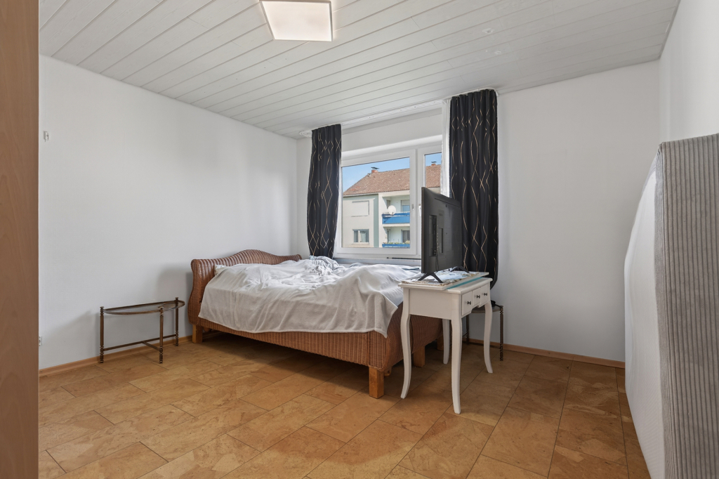 HUST Immobilien GmbH & Co. KG - Immobilienangebot - Ettlingen - Alle - Perfekt vernetzt und entspannt wohnen: bezugsfreie 3-Zimmer-Wohnung in Ettlingen-West