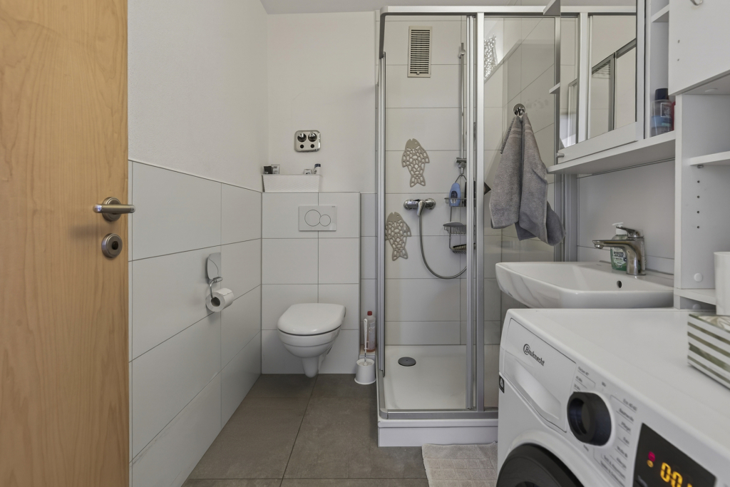 HUST Immobilien GmbH & Co. KG - Immobilienangebot - Ettlingen - Alle - Perfekt vernetzt und entspannt wohnen: bezugsfreie 3-Zimmer-Wohnung in Ettlingen-West