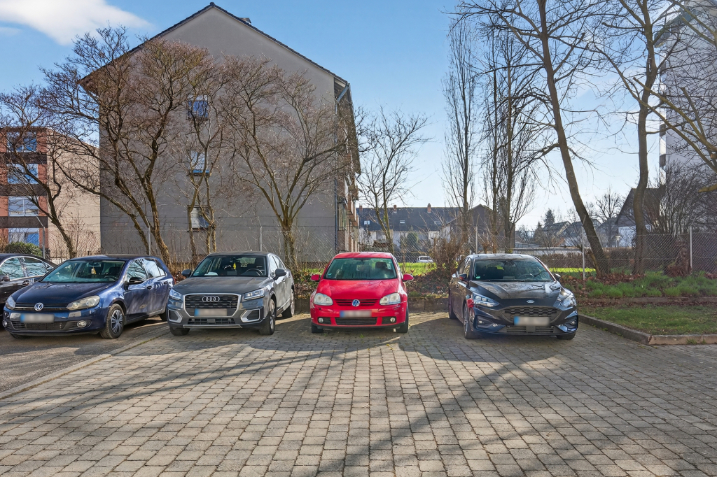 HUST Immobilien GmbH & Co. KG - Immobilienangebot - Ettlingen - Alle - Perfekt vernetzt und entspannt wohnen: bezugsfreie 3-Zimmer-Wohnung in Ettlingen-West