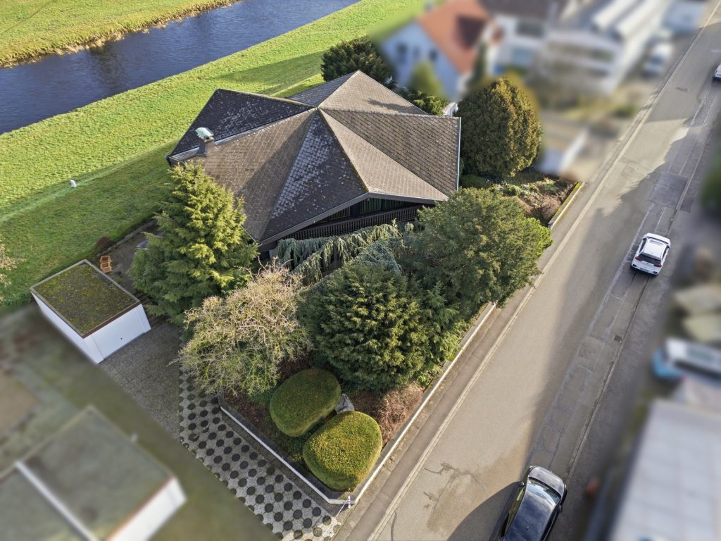 HUST Immobilien GmbH & Co. KG - Immobilienangebot - Kuppenheim - Alle - Ein Ort zum Ankommen – Einfamilienhaus mit einzigartiger Architektur und Blick ins Grüne