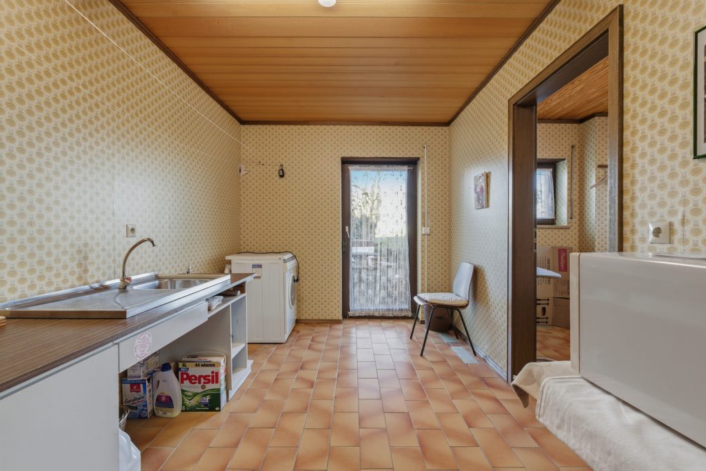 HUST Immobilien GmbH & Co. KG - Immobilienangebot - Kuppenheim - Alle - Ein Ort zum Ankommen – Einfamilienhaus mit einzigartiger Architektur und Blick ins Grüne