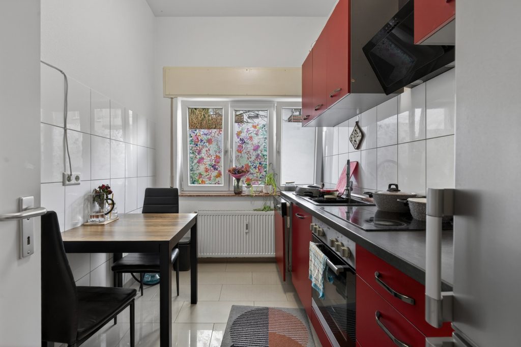 HUST Immobilien GmbH & Co. KG - Immobilienangebot - Rastatt - Alle - Voll vermietetes Mehrfamilienhaus mit 8 Einheiten & solider Rendite in Rastatt