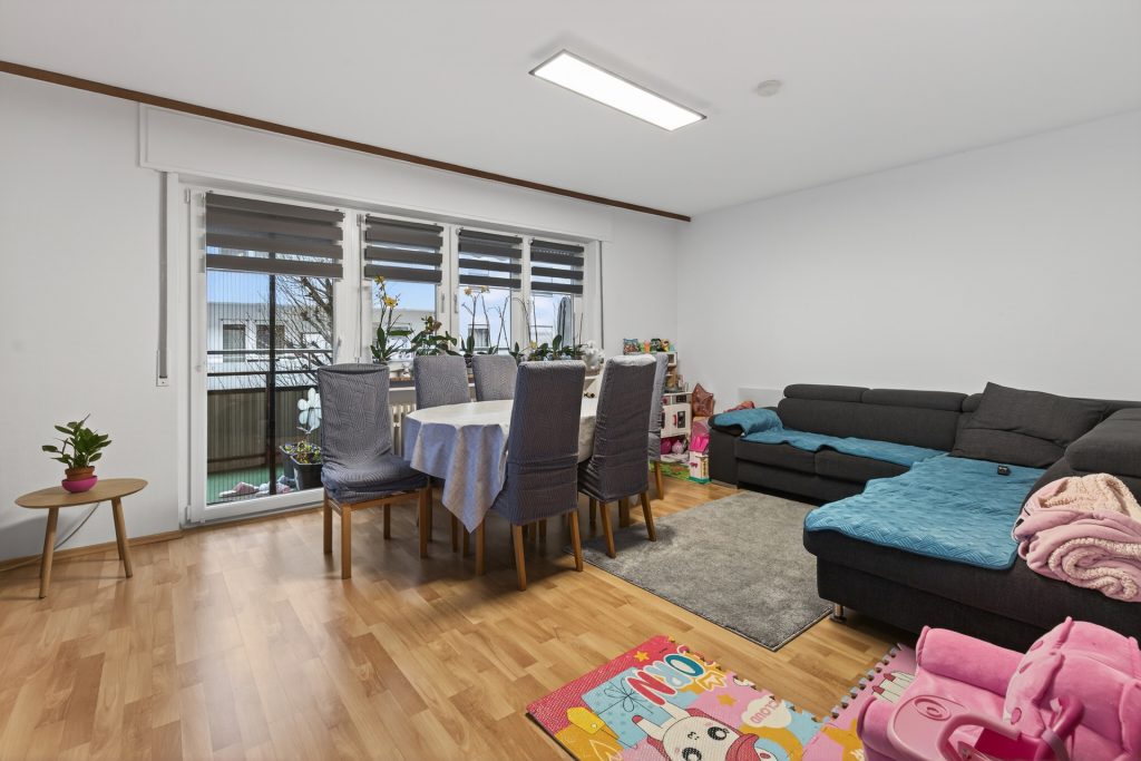 HUST Immobilien GmbH & Co. KG - Immobilienangebot - Rastatt - Alle - Voll vermietetes Mehrfamilienhaus mit 8 Einheiten & solider Rendite in Rastatt