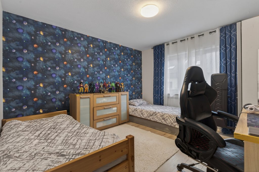 HUST Immobilien GmbH & Co. KG - Immobilienangebot - Rastatt - Alle - Voll vermietetes Mehrfamilienhaus mit 8 Einheiten & solider Rendite in Rastatt
