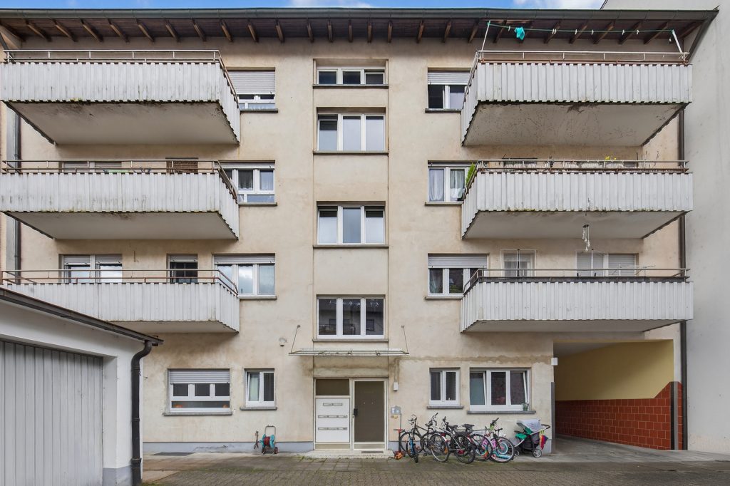 HUST Immobilien GmbH & Co. KG - Immobilienangebot - Rastatt - Alle - Voll vermietetes Mehrfamilienhaus mit 8 Einheiten & solider Rendite in Rastatt