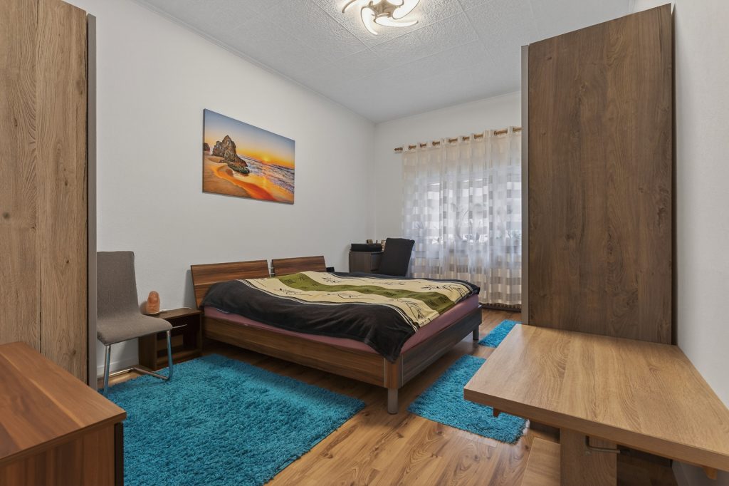 HUST Immobilien GmbH & Co. KG - Immobilienangebot - Rastatt - Alle - Voll vermietetes Mehrfamilienhaus mit 8 Einheiten & solider Rendite in Rastatt