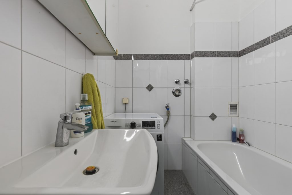 HUST Immobilien GmbH & Co. KG - Immobilienangebot - Rastatt - Alle - Voll vermietetes Mehrfamilienhaus mit 8 Einheiten & solider Rendite in Rastatt