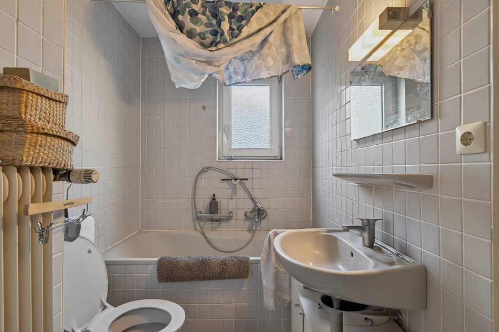 HUST Immobilien GmbH & Co. KG - Immobilienangebot - Karlsruhe / Südstadt - Alle - Kapitalanlage mit Potenzial: MFH mit 7 Einheiten & stabiler Vermietung in der Karlsruher Südstadt