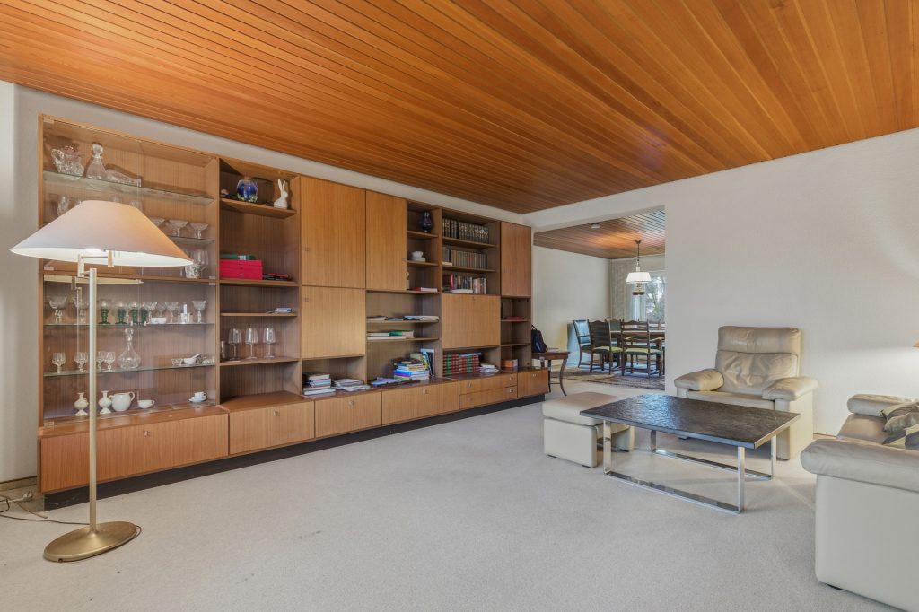 HUST Immobilien GmbH & Co. KG - Immobilienangebot - Weinheim - Alle - Großzügig wohnen mit Balkon und Aufzug – 4,5-Zimmer-Eigentumswohnung in Weinheim