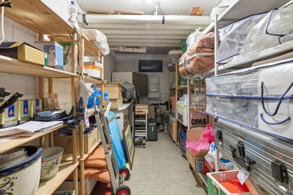 HUST Immobilien GmbH & Co. KG - Immobilienangebot - Weinheim - Alle - Großzügig wohnen mit Balkon und Aufzug – 4,5-Zimmer-Eigentumswohnung in Weinheim