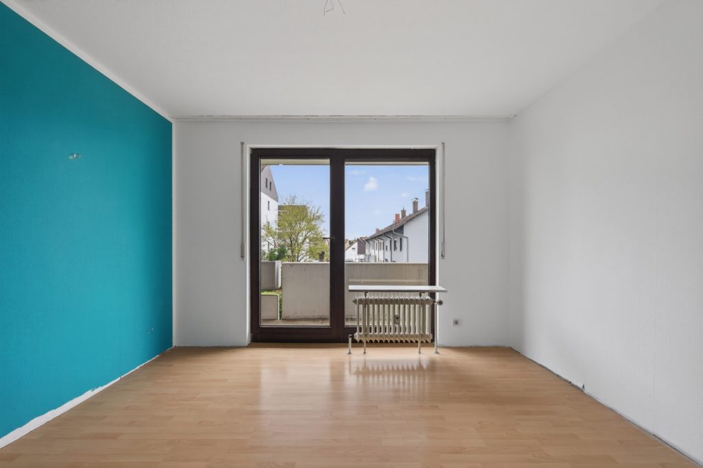 HUST Immobilien GmbH & Co. KG - Immobilienangebot - Stutensee / Blankenloch - Alle - Gestaltungspotenzial in Blankenloch – 3-Zimmer-Wohnung mit Balkon und Tiefgaragenstellplatz