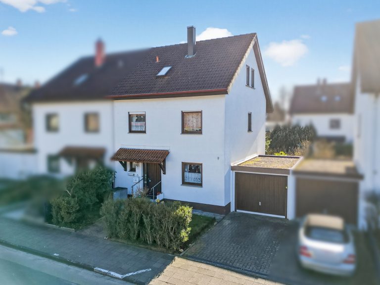 HUST Immobilien GmbH & Co. KG - Immobilienangebot - Karlsruhe / Mühlburg - Alle - Ihr neues Familienzuhause mit Garten, Terrasse und viel Platz zum Leben