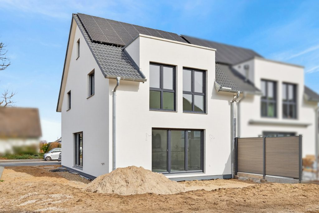HUST Immobilien GmbH & Co. KG - Immobilienangebot - Stutensee / Spöck - Alle - A+ Willkommen in Ihrem neuen zu Hause! Moderner Neubau in energieeffizienter Bauweise (KfW 40 Plus)