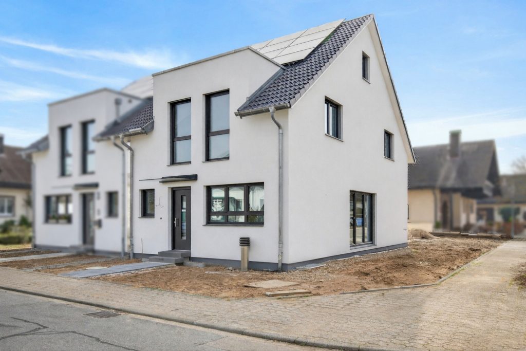 HUST Immobilien GmbH & Co. KG - Immobilienangebot - Stutensee / Spöck - Alle - A+ Willkommen in Ihrem neuen zu Hause! Moderner Neubau in energieeffizienter Bauweise (KfW 40 Plus)