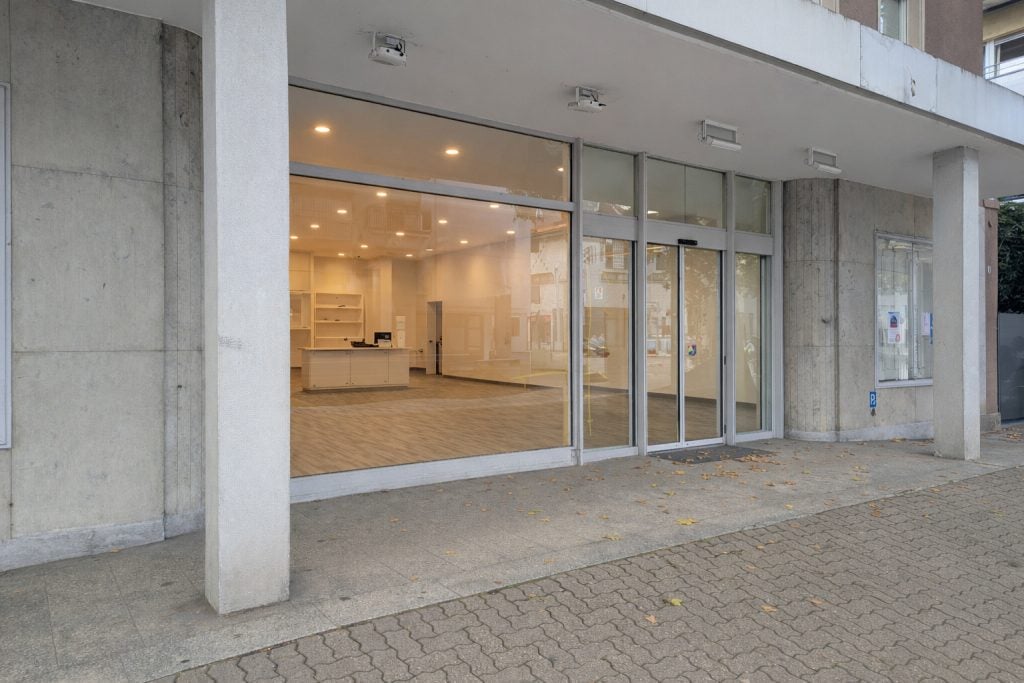 HUST Immobilien GmbH & Co. KG - Immobilienangebot - Ettlingen - Alle - Top-Spot: 95 m² mit Schaufensterfront & und Ausbaupotenzial