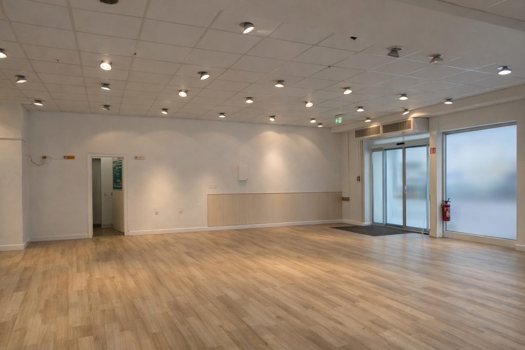 HUST Immobilien GmbH & Co. KG - Immobilienangebot - Ettlingen - Alle - Top-Spot: 95 m² mit Schaufensterfront & und Ausbaupotenzial