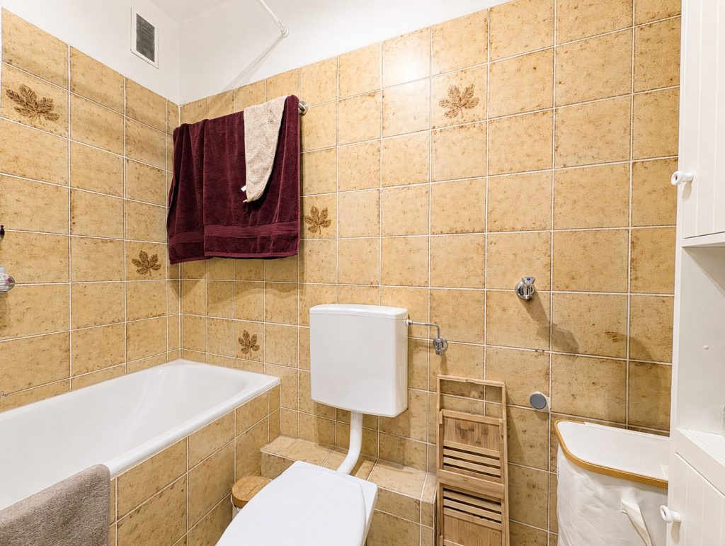 HUST Immobilien GmbH & Co. KG - Immobilienangebot - Karlsruhe - Alle - Vermietete Kapitalanlage in Durlach – 2 Zimmer Wohnung mit Balkon und Tiefgaragenstellplatz