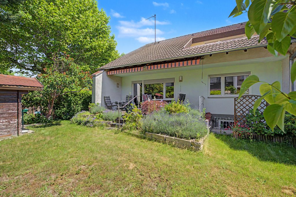 HUST Immobilien GmbH & Co. KG - Immobilienangebot - Eggenstein-Leopoldshafen - Alle - Einfamilienhaus mit Garten, Garage & viel Potenzial in Eggenstein-Leopoldshafen