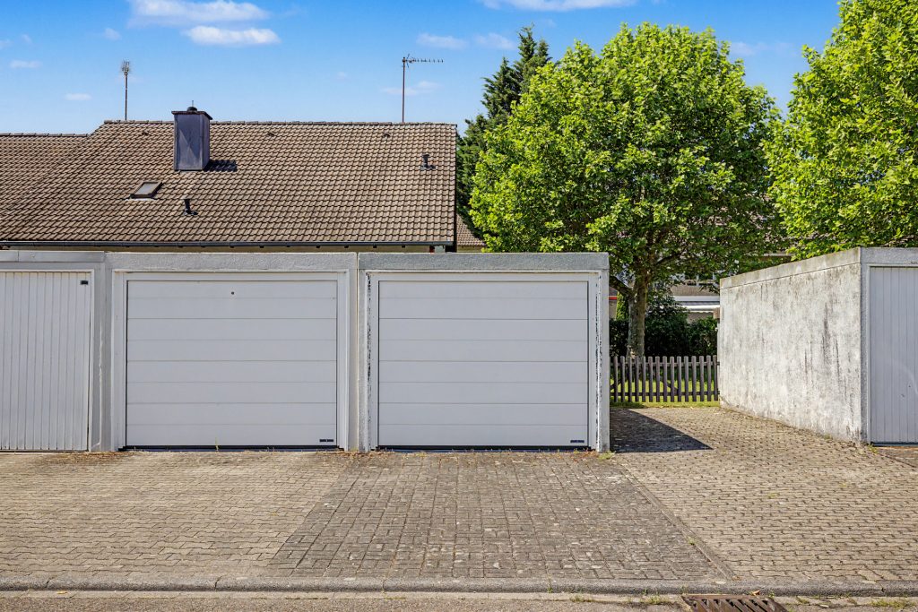 HUST Immobilien GmbH & Co. KG - Immobilienangebot - Eggenstein-Leopoldshafen - Alle - Einfamilienhaus mit Garten, Garage & viel Potenzial in Eggenstein-Leopoldshafen