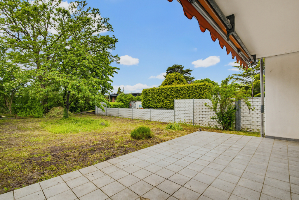 HUST Immobilien GmbH & Co. KG - Immobilienangebot - Stutensee - Alle - Sanierungsbedürftiges Reihenendhaus mit Garten und viel Potenzial in Stutensee-Friedrichstal