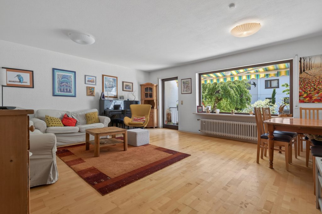 HUST Immobilien GmbH & Co. KG - Immobilienangebot - Stutensee / Spöck - Alle - Raum für die ganze Familie – gepflegtes Reihenmittelhaus mit Garten und Garage in Stutensee-Spöck
