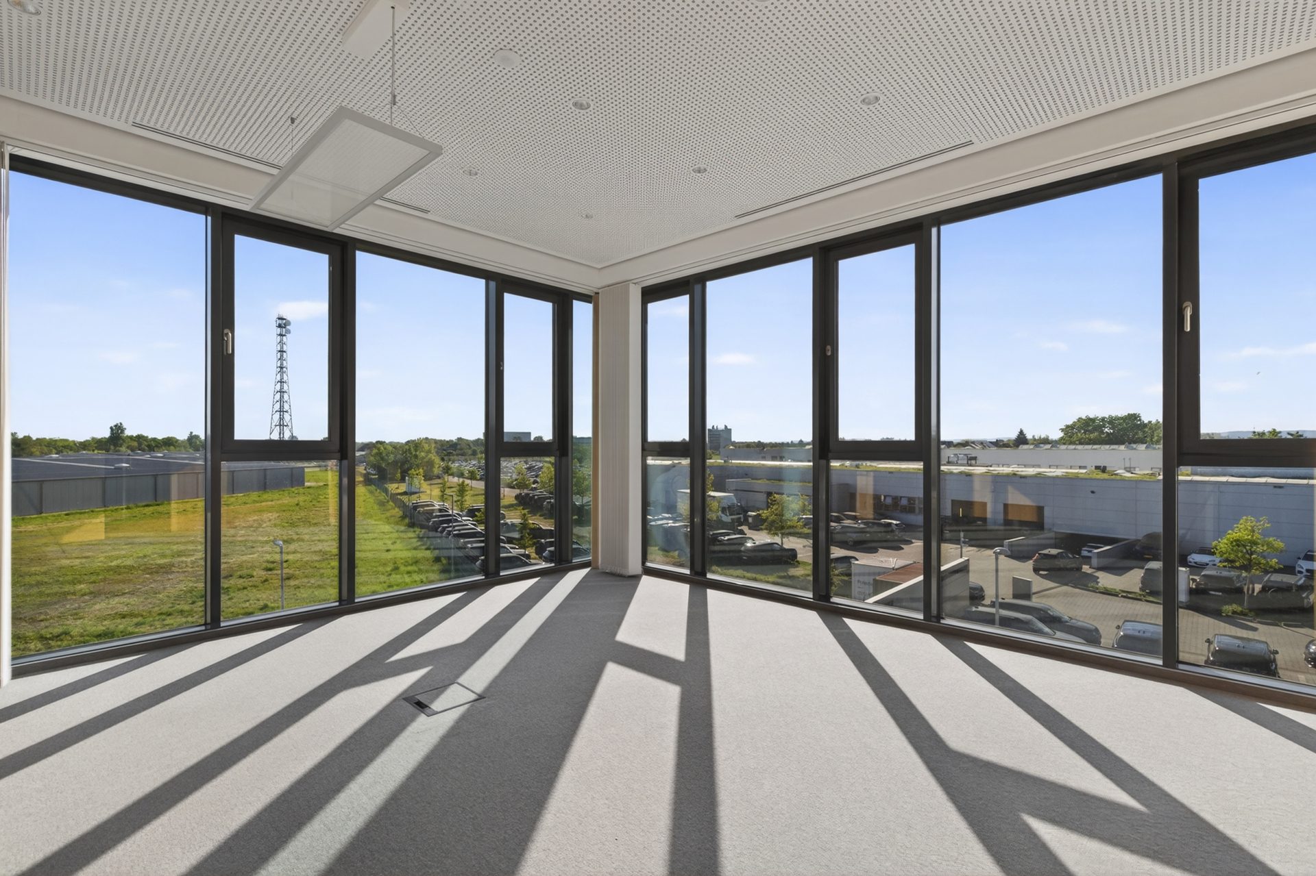 HUST Immobilien GmbH & Co. KG - Immobilienangebot - Karlsruhe - Alle - High-Tech-Büro im 2. OG: Höchster Komfort mit Heiz-/Kühldecken