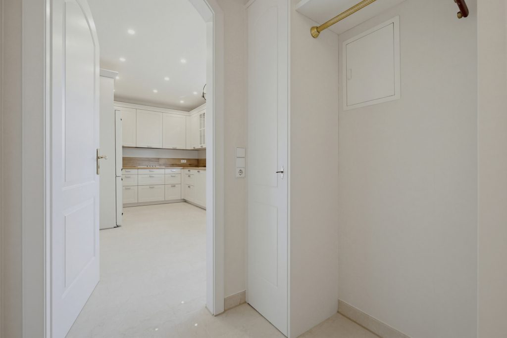 HUST Immobilien GmbH & Co. KG - Immobilienangebot - Karlsruhe - Alle - Exklusives Wohnen auf 176 m² – Penthouse mit 2 Terrassen, Kamin und neuer Einbauküche