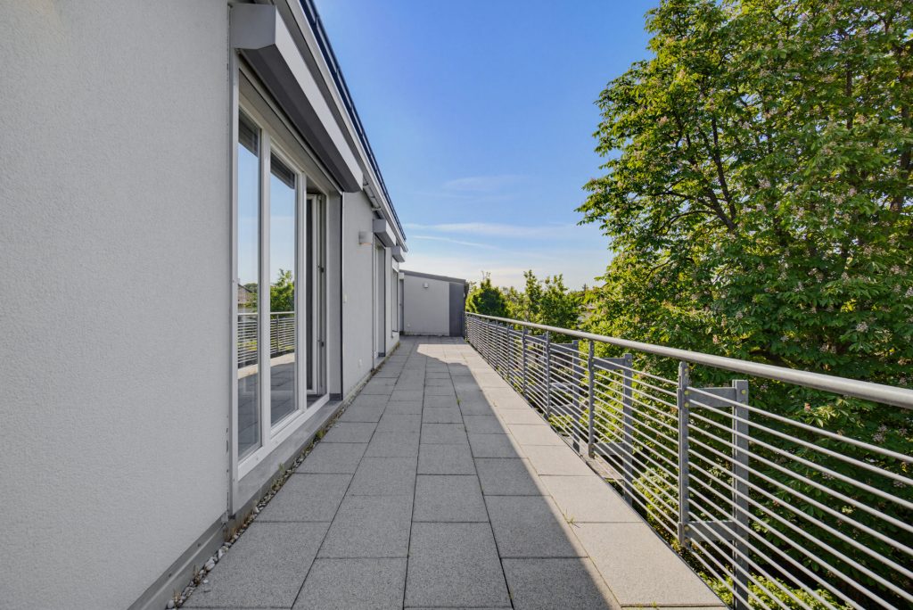 HUST Immobilien GmbH & Co. KG - Immobilienangebot - Karlsruhe - Alle - Exklusives Wohnen auf 176 m² – Penthouse mit 2 Terrassen, Kamin und neuer Einbauküche