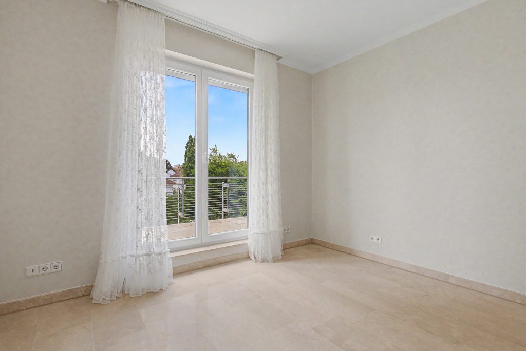 HUST Immobilien GmbH & Co. KG - Immobilienangebot - Karlsruhe - Alle - Exklusives Wohnen auf 176 m² – Penthouse mit 2 Terrassen, Kamin und neuer Einbauküche