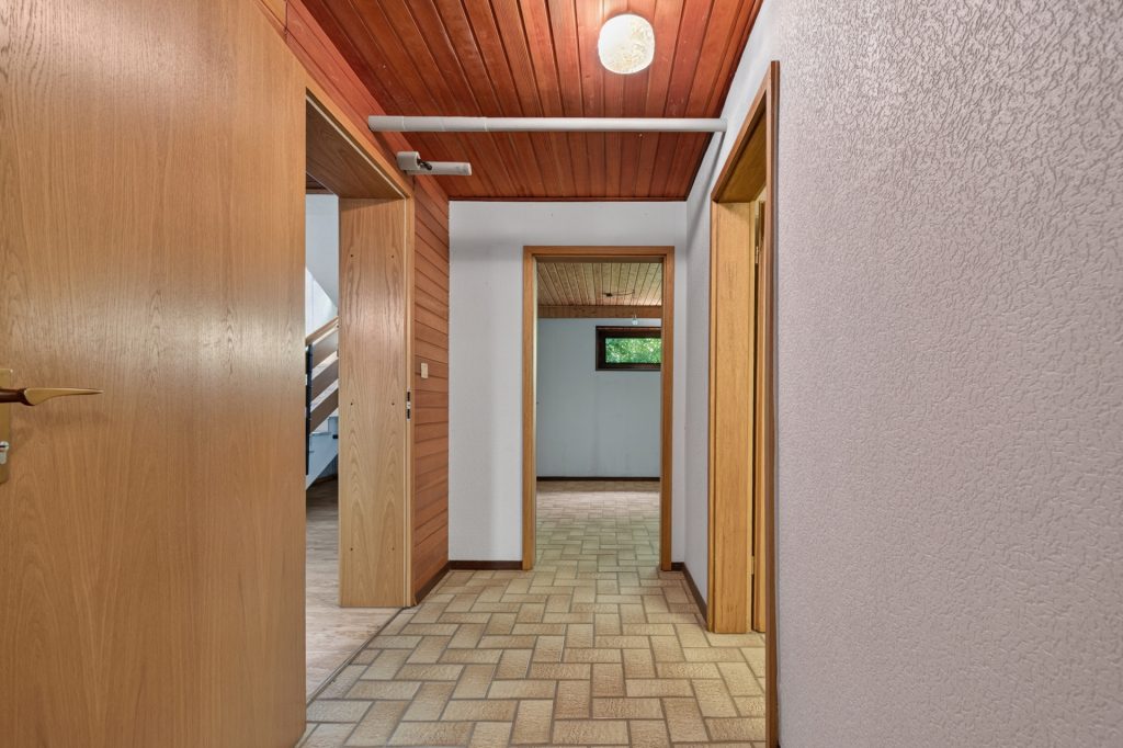 HUST Immobilien GmbH & Co. KG - Immobilienangebot - Karlsruhe / Durlach - Alle - Wohnen am Geigersberg - Charaktervolles Einfamilienhaus mit Einliegerwohnung, Garten & Doppelgarage